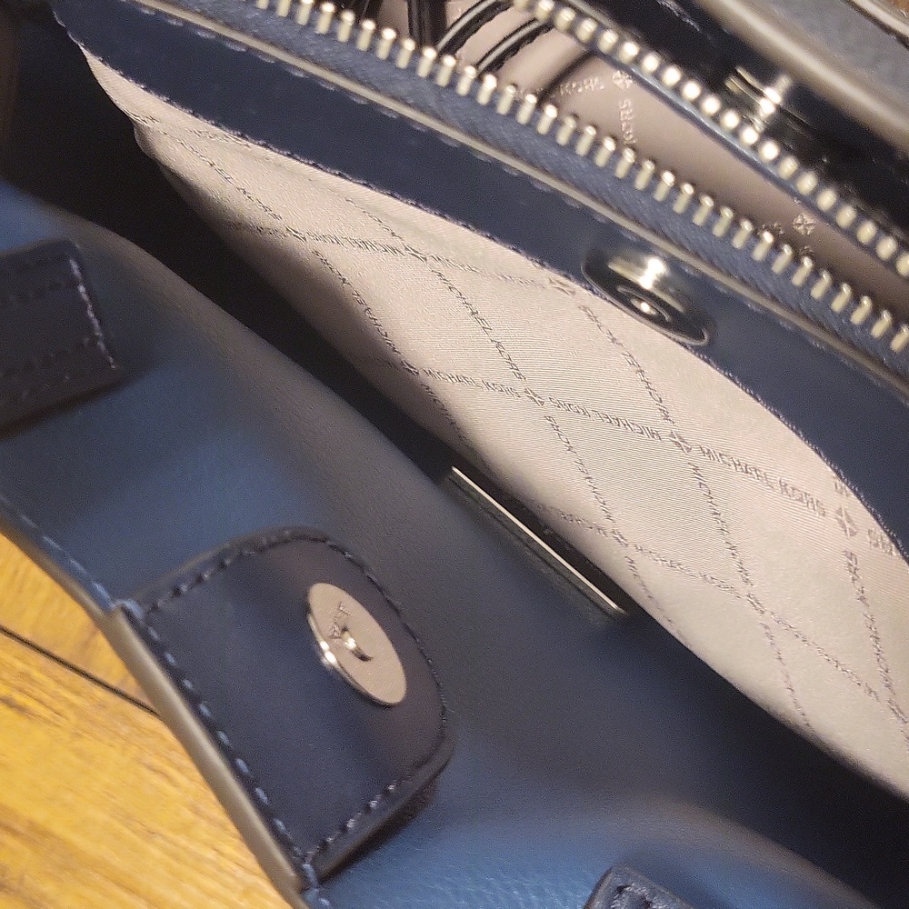 Michael Kors Emilia Small Pebbled Leather Navy Blue Satchel - Picture 6 of 8